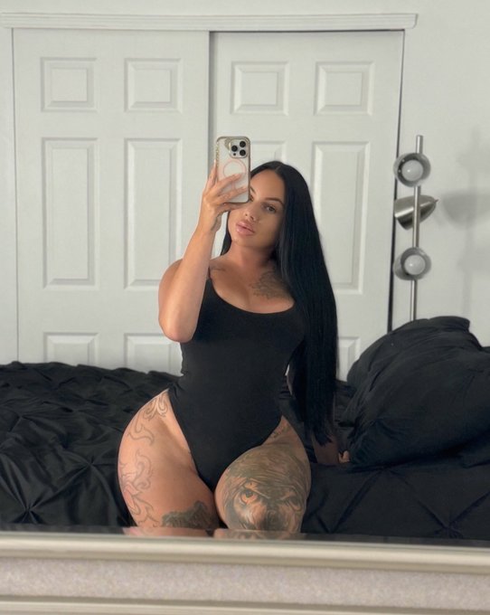 🖤 https://t.co/gT3HCRWnFa