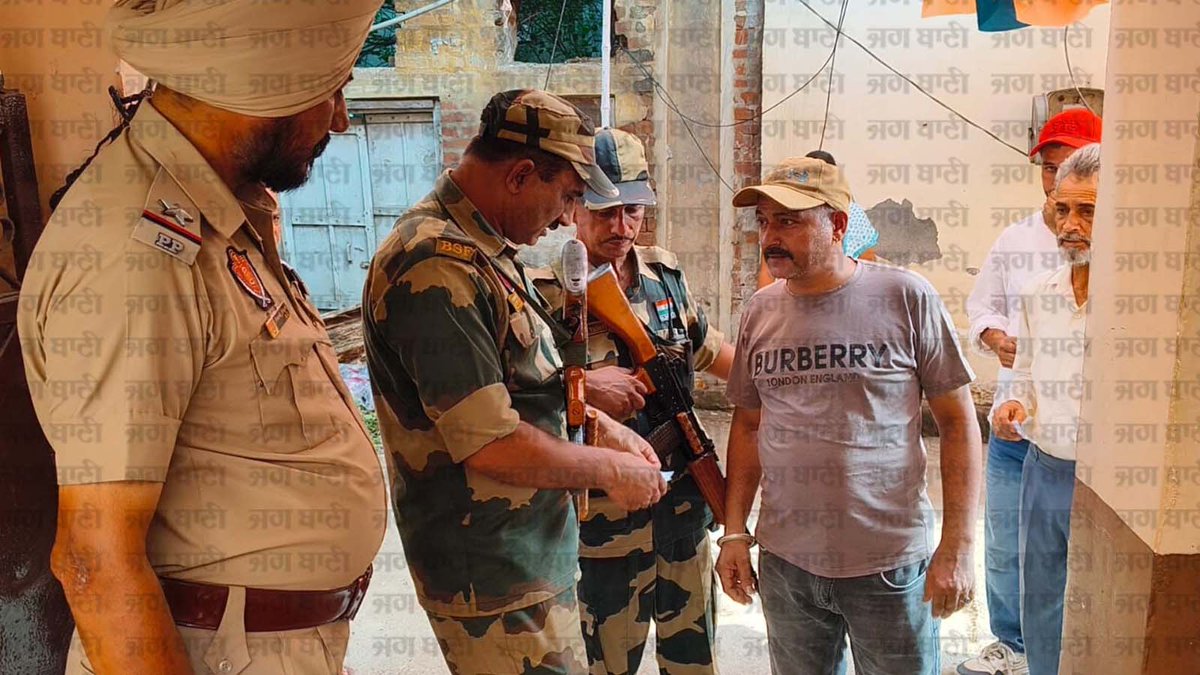 JagbaniOnline's tweet photo. ਜਲੰਧਰ ਜ਼ਿਮਨੀ ਚੋਣ : ਵੋਟਿੰਗ ਜਾਰੀ, ਪੋਲਿੰਗ ਬੂਥਾਂ 'ਤੇ ਪਹੁੰਚ ਰਹੇ ਲੋਕ, ਵੇਖੋ ਤਸਵੀਰਾਂ
#Jalandhar #JalandharWest #ByPoll #ByElections #Voting #JalandharWestConstituency #PollingBoth https://t.co/zeFSqzFSAM