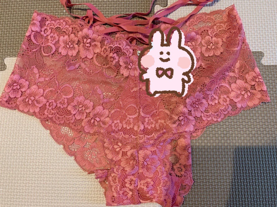 _O9O90's tweet photo. 総レースでお気に入りのえちえちすぎるパンツ🩷🤍
お迎えして下さる方募集中です☺️✨
購入希望の方はDM下さい🌸🫧

#下着売り子 #下着売ります #使用済み下着 #パンツ売ります #パンツ売り子 #使用済みパンツ #売り子 https://t.co/27gQmEyxPK