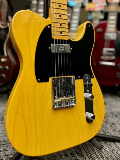 フロントにミニハムバッカーをマウントし、ヴィンテージとモダン