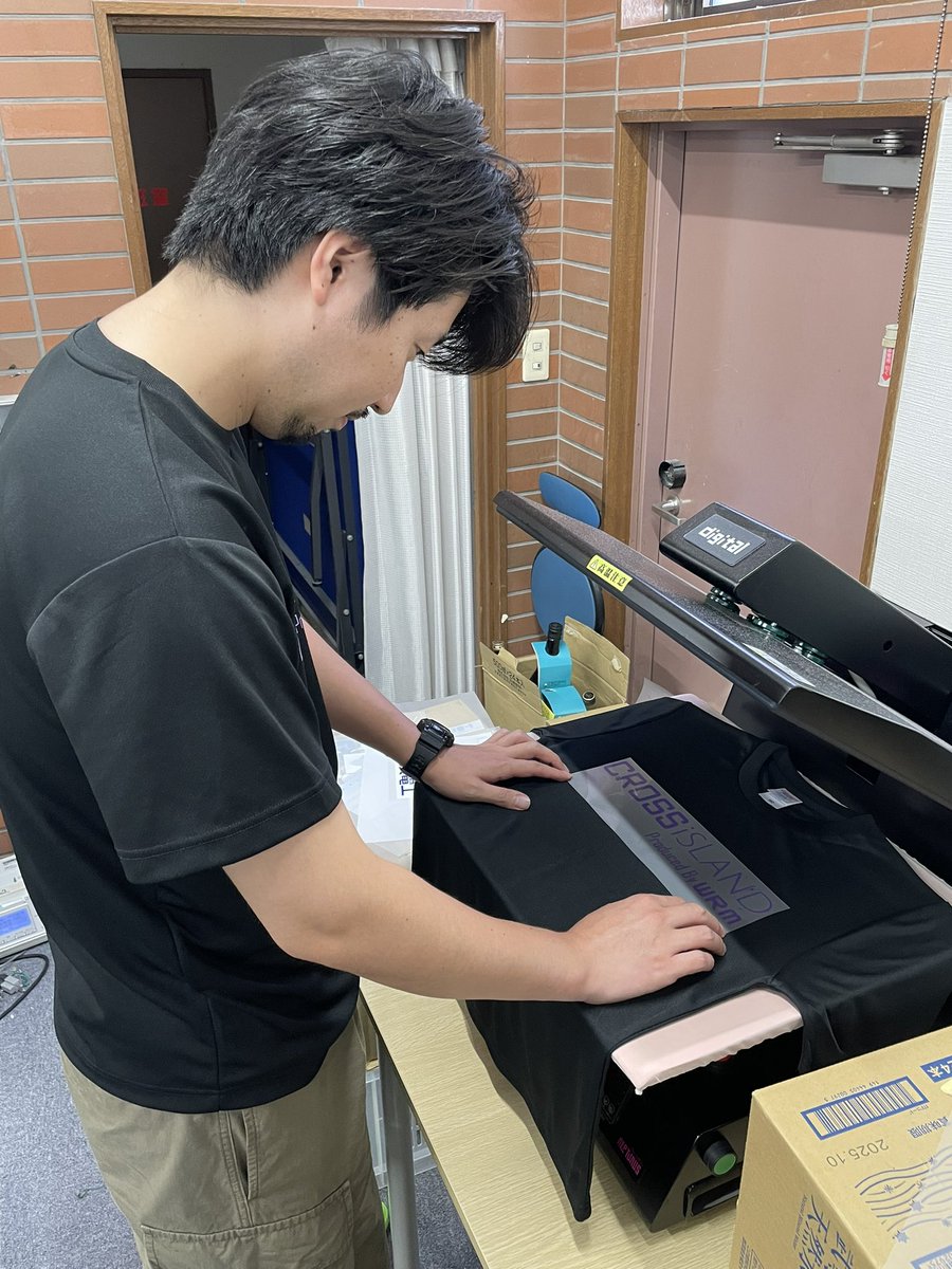 wrm_chaparrita's tweet image. 実った稲穂を刈り取るために手伝いに来ていただきました！

#CROSSiSLAND