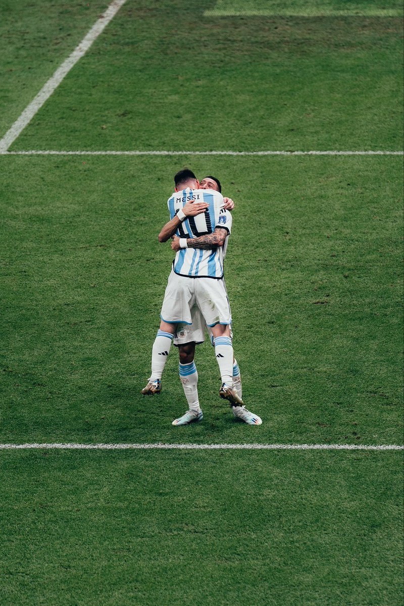 BarcaWorldwide's tweet image. 🇦🇷 Leo Messi: “I am very happy for Di Maria because he can play another final.”

🥹❤️❤️❤️