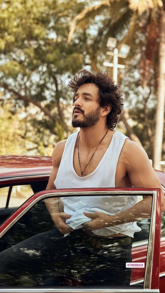 GetsCinema's tweet photo. #AkhilAkkineni - Planning to do a Film With #VBVK Dir[Murali] under #Annapurna Productions 😳😳😳💥💥💥 https://t.co/2PpSv1TVZc