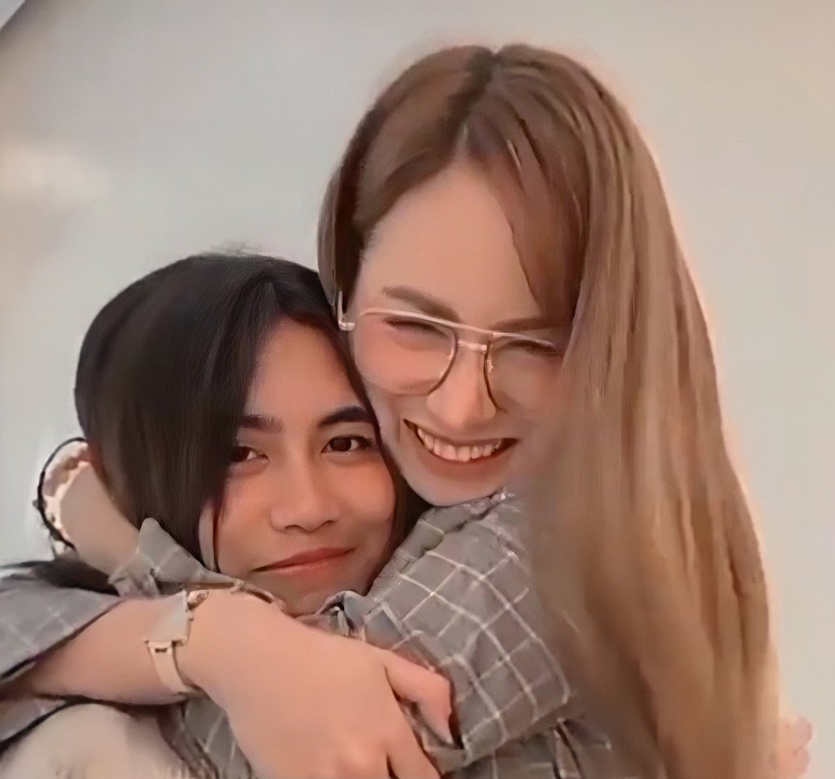 anggeeekins's tweet photo. nangungulila ako sa main ko 🥺🤎🖤 https://t.co/1QxFN1d9JY