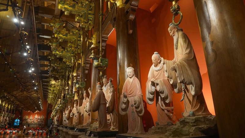 Deep__China's tweet image. 🤩🤩A glimpse of Nishan Sacredland at #Confucius's birthplace in east China's #Shandong, where visitors can immerse in Confucianism through various activities, such as observing sculptures and paintings🎨, enjoying traditional musical performances🎶, and studying 📖 the Analects