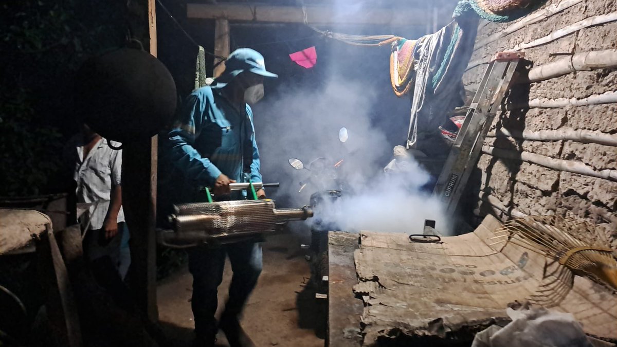 📍Caserío Los Paradas, cantón Malacoff, Tonacatepeque.👌

Trabajamos 24/7 por el bienestar y la salud de los salvadoreños. No importa si se nos hace de noche fumigando, si la población nos lo pide nosotros nos extendemos en el tiempo.🦟✋🛑