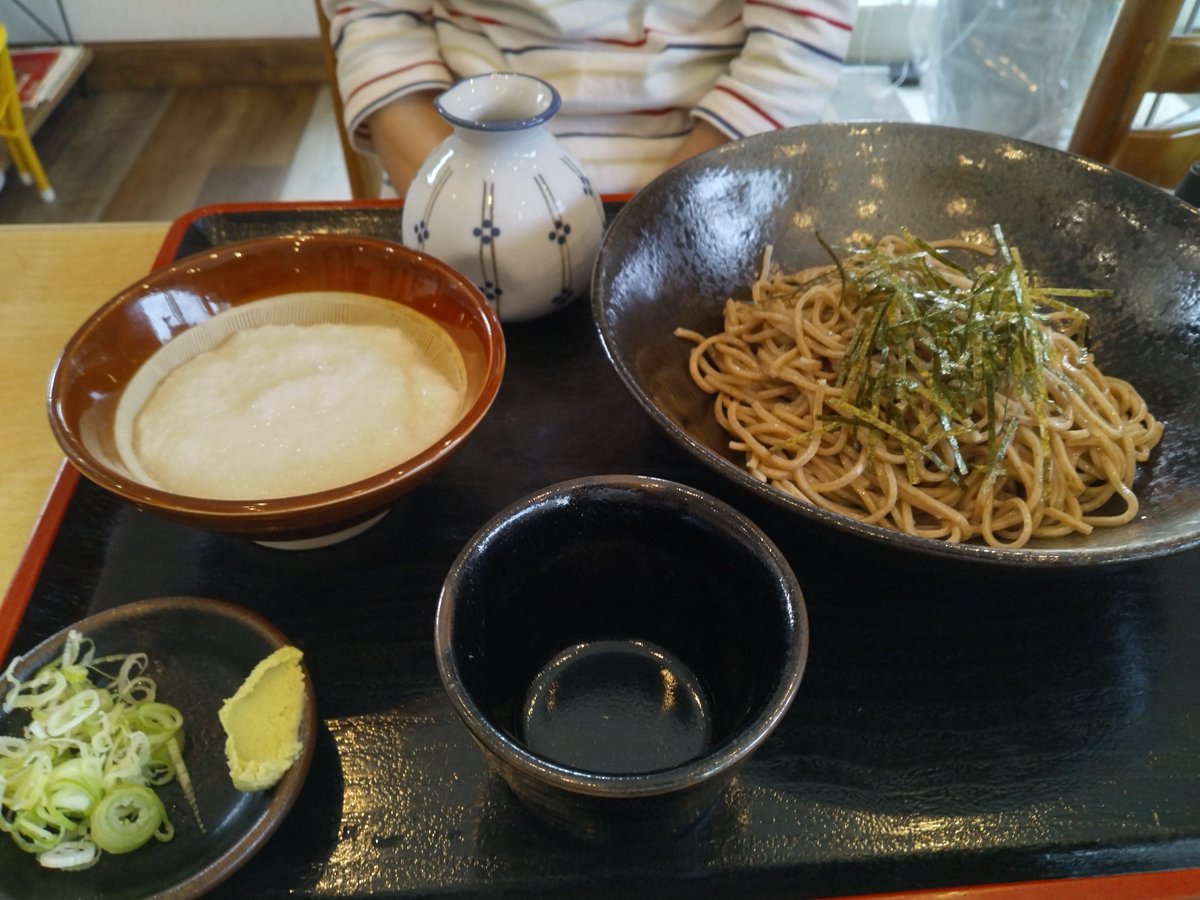 vreG64k6Xjz6sTW's tweet photo. お蕎麦ご馳走様でした！
店内も浜風が入ってきて、とても快適に食事出来ました。 https://t.co/HgRTObsEYf
