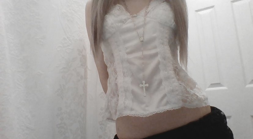 urstitched tweet picture