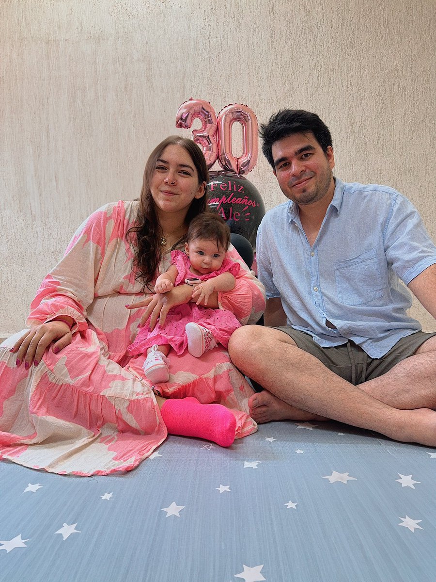 AlejandraSaca's tweet photo. Update: Ya somos papás de una hermosa bendición 🫶🏻✨ https://t.co/9j31JOnx4G