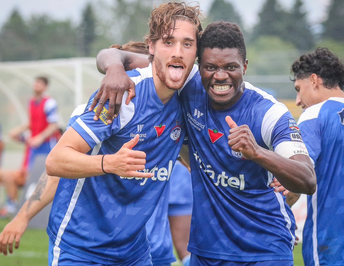ThunderBayChill's tweet photo. Some shots of the latest home win 🆚 Rochester FC

📸 @JMPFOTO 

⚪️🔵🐻‍❄️ 2 - 0 🦢

#ThunderBayChill | #Chill🐻‍❄️ | #LetsGoChill | #Path2Pro https://t.co/7PIZuRoQfh