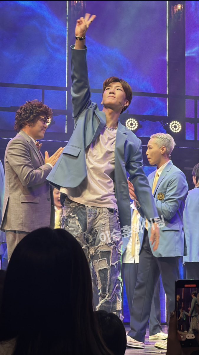 shfighting111's tweet photo. #위너 #이승훈 
니 꿈이 환장하도록 이쁘다♥️🫰🏻♥️ https://t.co/9AwmuKZ4NJ