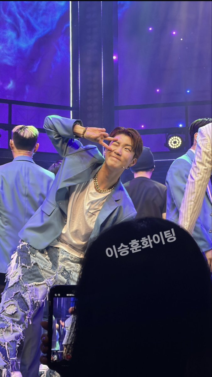 shfighting111's tweet photo. #위너 #이승훈 
니 꿈이 환장하도록 이쁘다♥️🫰🏻♥️ https://t.co/9AwmuKZ4NJ