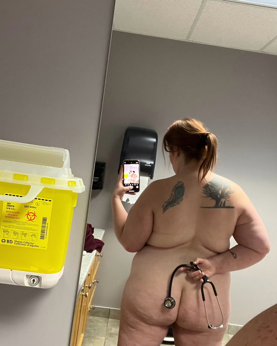 amy_d1988's tweet photo. First few to Like,Comment and Retweet will get a DM of a pic not shared on here before 😈😉 #onlyfans #milf #cheapcontent #5BucksaMonthNoPPV https://t.co/V6mPhyPuay