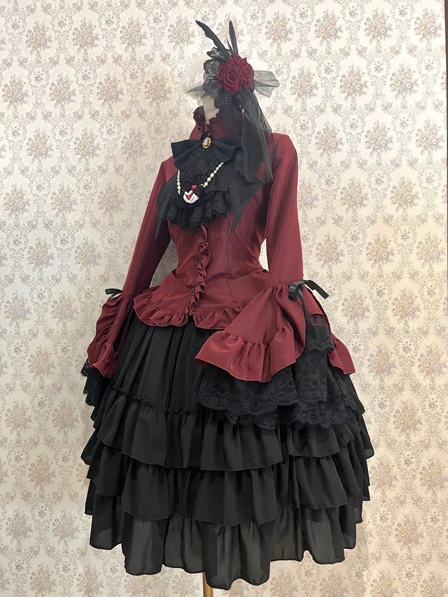 Three-Tiered Ruffle Chiffon Skirtアトリエピエロ ATELIER-PIERROT