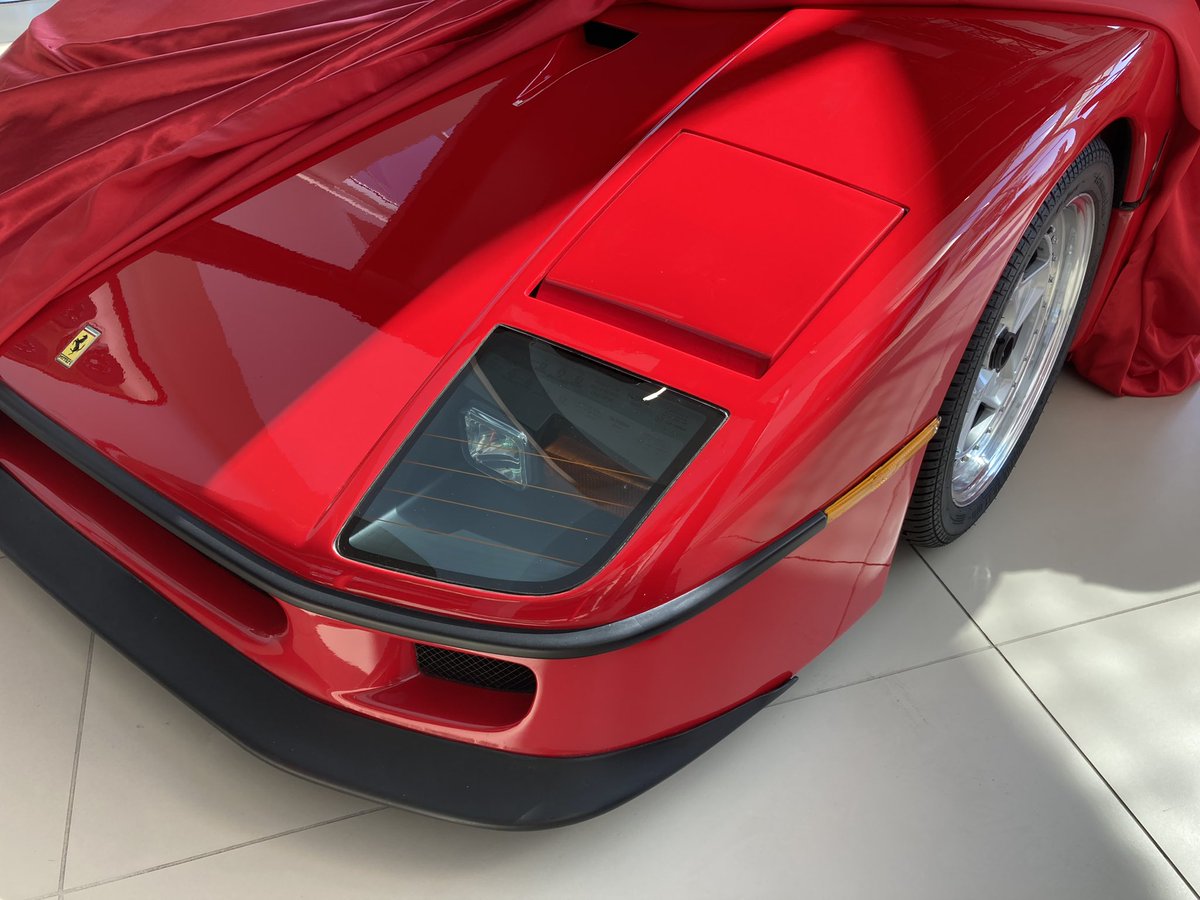 deCHIGGMO's tweet photo. I met a childhood hero today, so of course I have to share some pictures. #Ferrari #F40 https://t.co/DKdJKxgy7i
