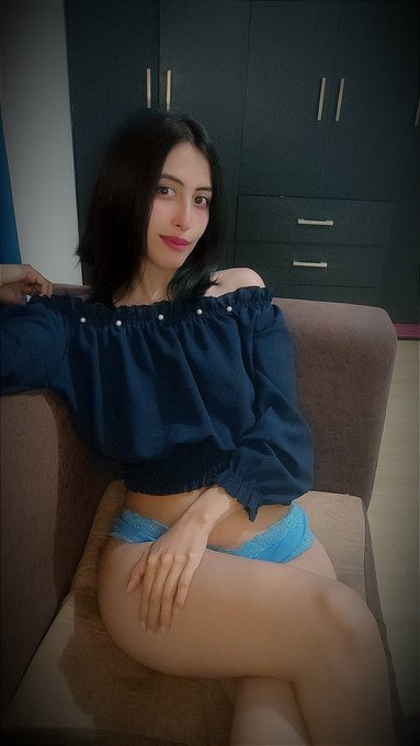 Hey que emoji me dedicas...?? https://t.co/v20zdU1g0e