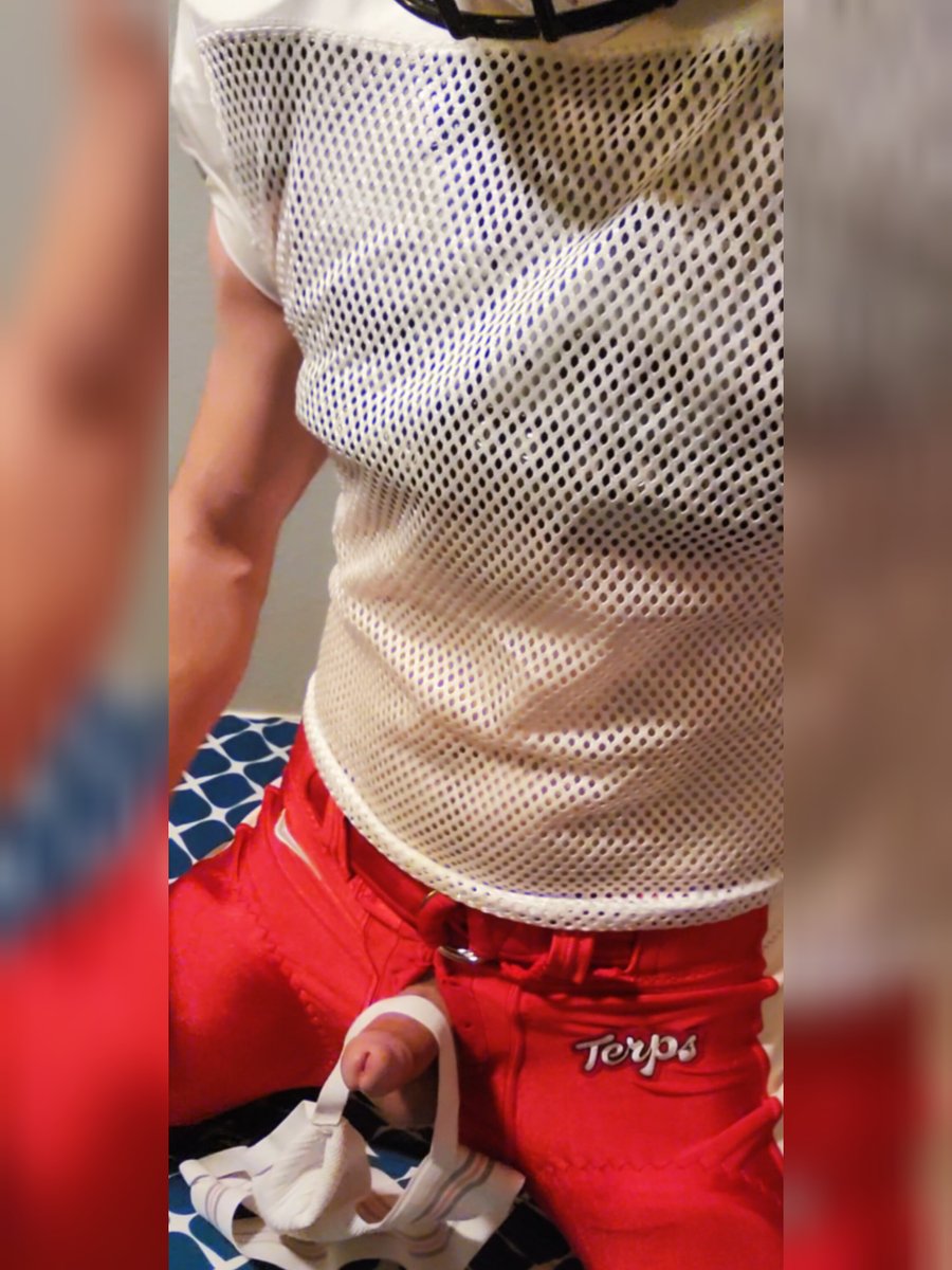 You just gonna stand and stare or  you gonna come get your jockstrap?!
#footballfetish #footballgear