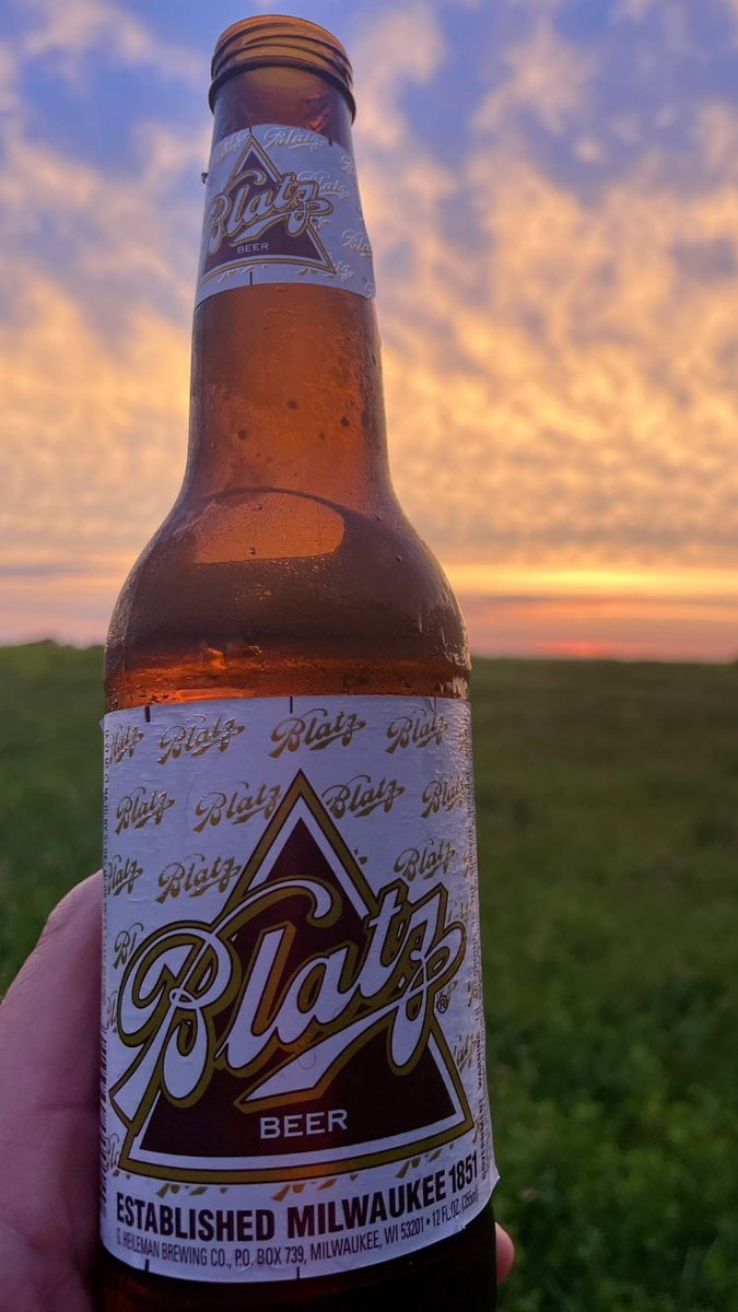 shakypubco's tweet photo. #Blatz is where it’s at! https://t.co/rJUkmR0e1r
