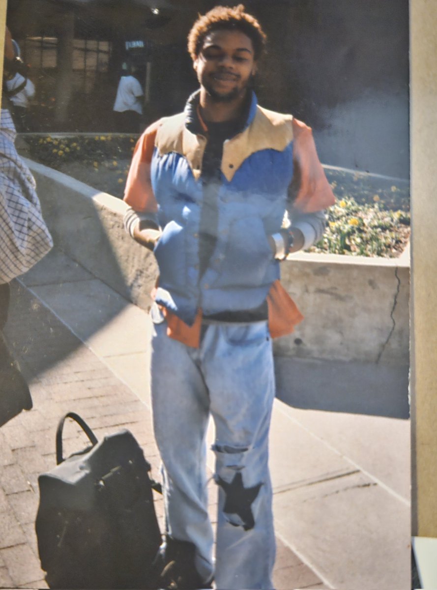 mrmalcolmvee tweet media