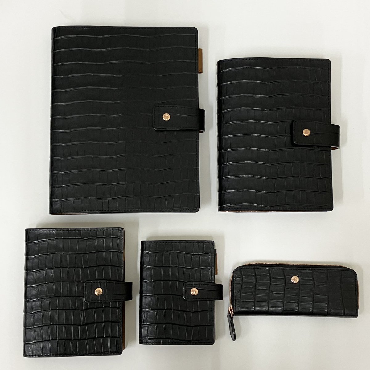 B1F文具】#丸善 オリジナルシステム手帳 『#クロコエンボス』シリーズ 