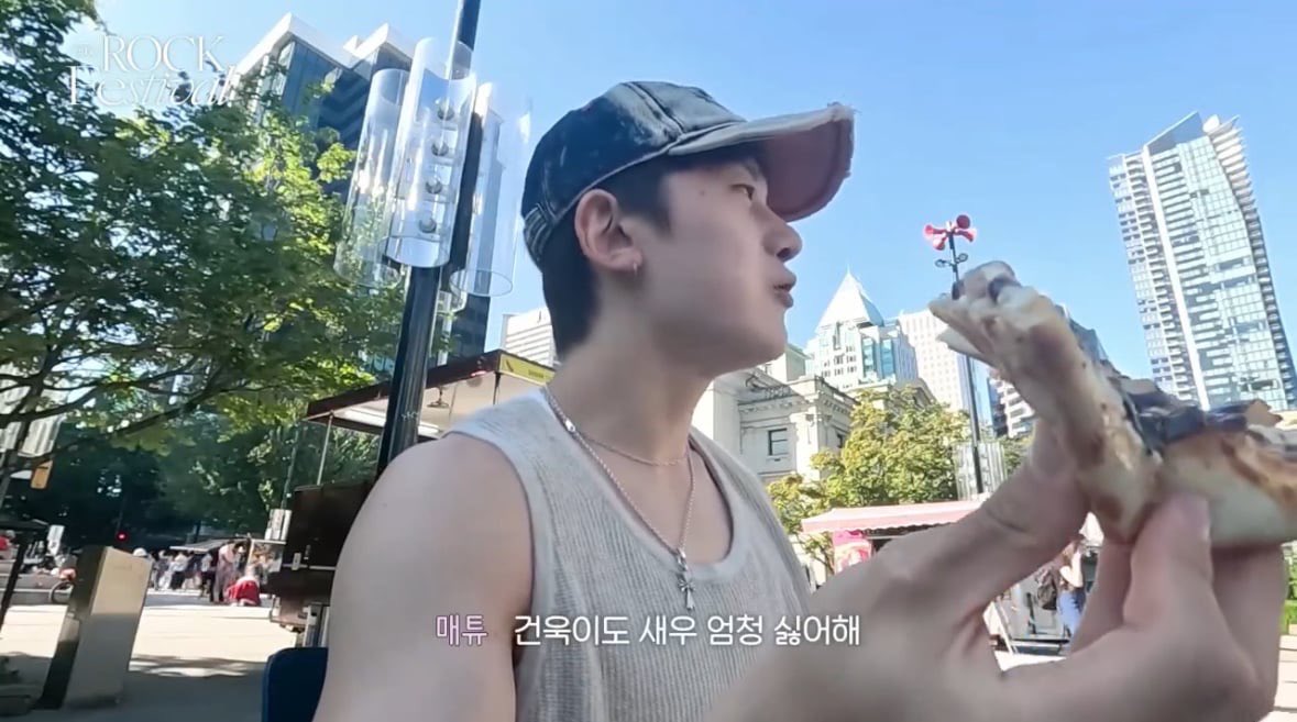 myseokryudan's tweet photo. gunwook mentioned matthew on his +chat!! he said he hates birds (apparently the subtitles were wrong, matthew was saying gunwook hates birds and not shrimp 😭😭😭) https://t.co/MbbvCG942M