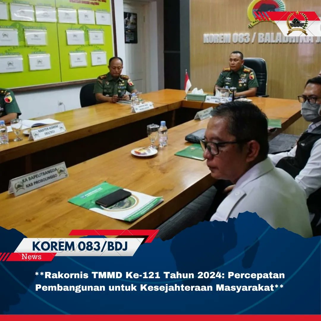 Bulletin083's tweet photo. Rabu, 10 Juli 2024, Danrem 083/Bdj Kolonel Inf Setyo Wibowo, bersama Dandim 0820/Probolinggo Letkol Arm Heri Budiasto dan PJU Pemkab Probolinggo, mengikuti Rakornis TMMD Ke-121 tahun 2024 secara virtual di Ruang Command Center Makorem 083/Bdj, Malang. https://t.co/SSBIrFujNK