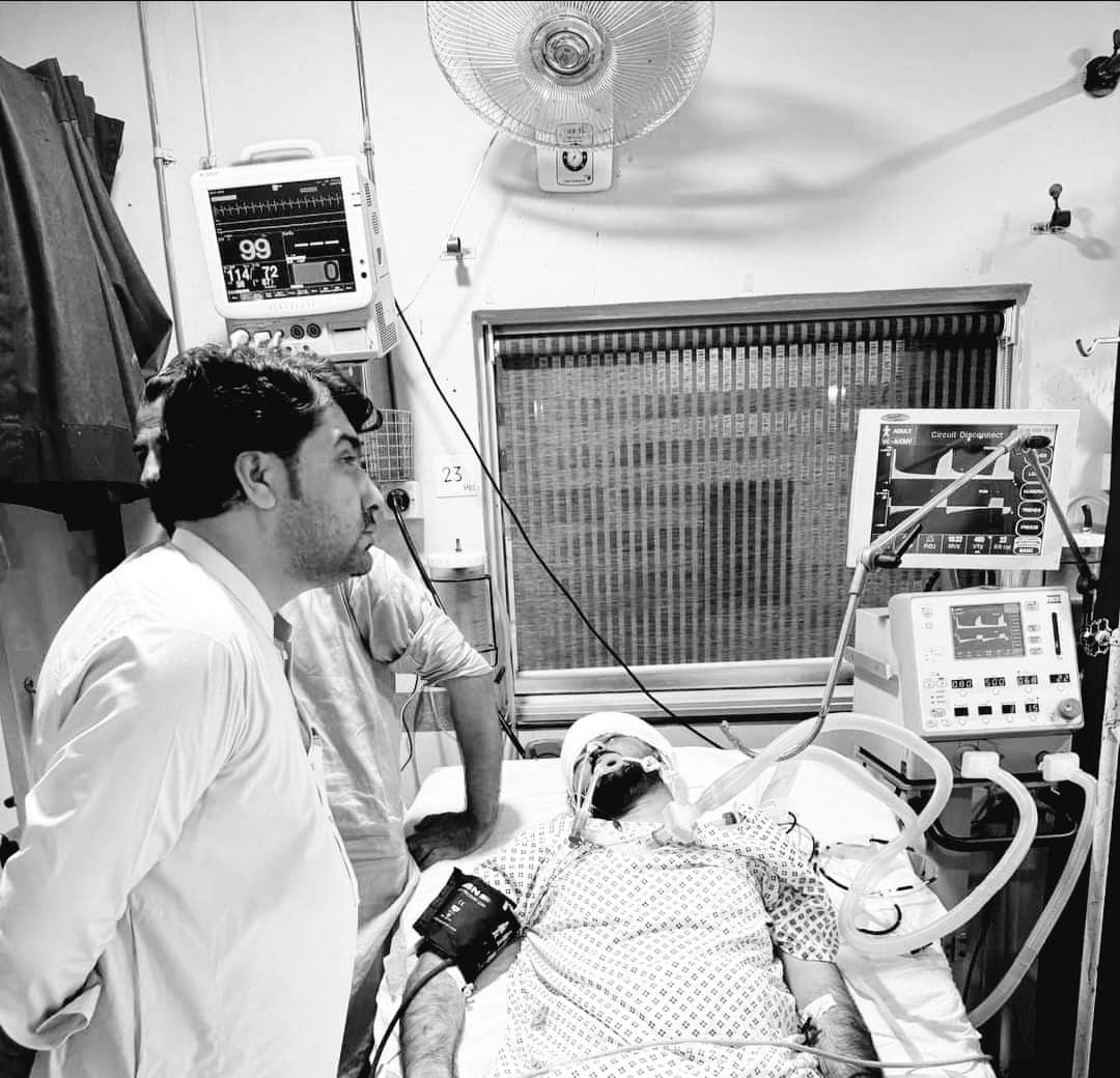 Naseri____7____'s tweet photo. ممتاز ته دا یوه دعا ورتله تاله ېې وکړه !
ادکه دې ، په تا نشې ، غمجنه ګـیـلامنه ‍!

ممتاز اورکزے https://t.co/9xlAxOyHHQ