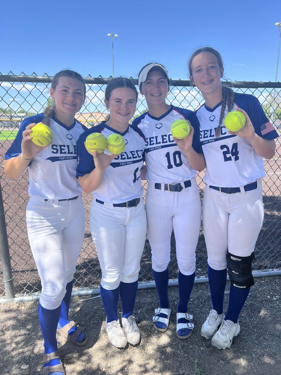 13abbyjohnson's tweet photo. Fun week with @SelectFP_Christ at the Colorado Sparkler! Thankful my family made the trip out to support me! Hitting stats = .583 AVG, 14 hits, 11 RBIs, 3 HRs, 9 1Bs, 2 2Bs, and no strikeouts! Looking forward to competing this week with @DowlingSB for our regional games! https://t.co/vvq2rJT3qp