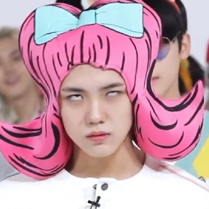 starfess's tweet photo. -star kalau nemu muka dia di RTK begini tolong jangan dijugdje ya. Dia bentukannya memang begini. Paling beberapa detik duang abis itu ketawa2 😭😭😭😭   https://t.co/BcNl3j4fb9