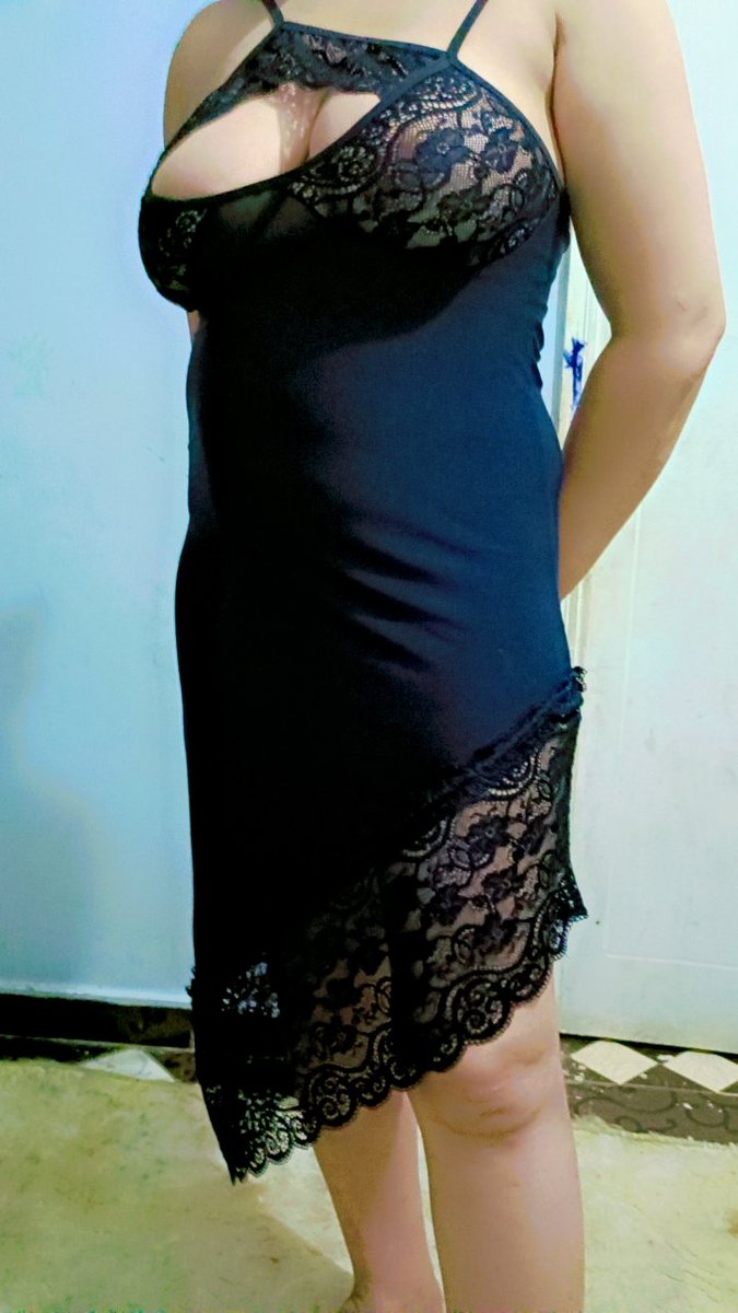 كل رجل في هذا العالم لديه إمرأة يحتاجها حقا خلقت من أجله لكن قليل من المحظوظين يلتقون ببعضهم البعض ♥️♥️
صباحووو♥️♥️