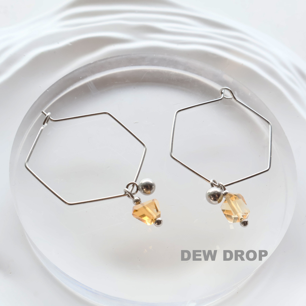 dewdrop_gem's tweet photo. ロッカク・シトリン サージカルステンレス フープピアス アレルギー対応 シルバーhttps://t.co/fEnwZWvi3q
#シトリン
#天然石アクセサリー
#ステンレス好き
#サージカルステンレス
#ピアス
#夏ピアス
#Creema新作
#eosr50 https://t.co/ypHmItwAWe