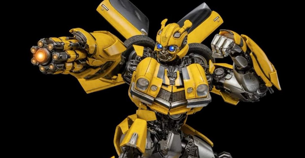 [BREAKING] Yellow Idiot Robot legally changes his name to Buzzworthy Bastard