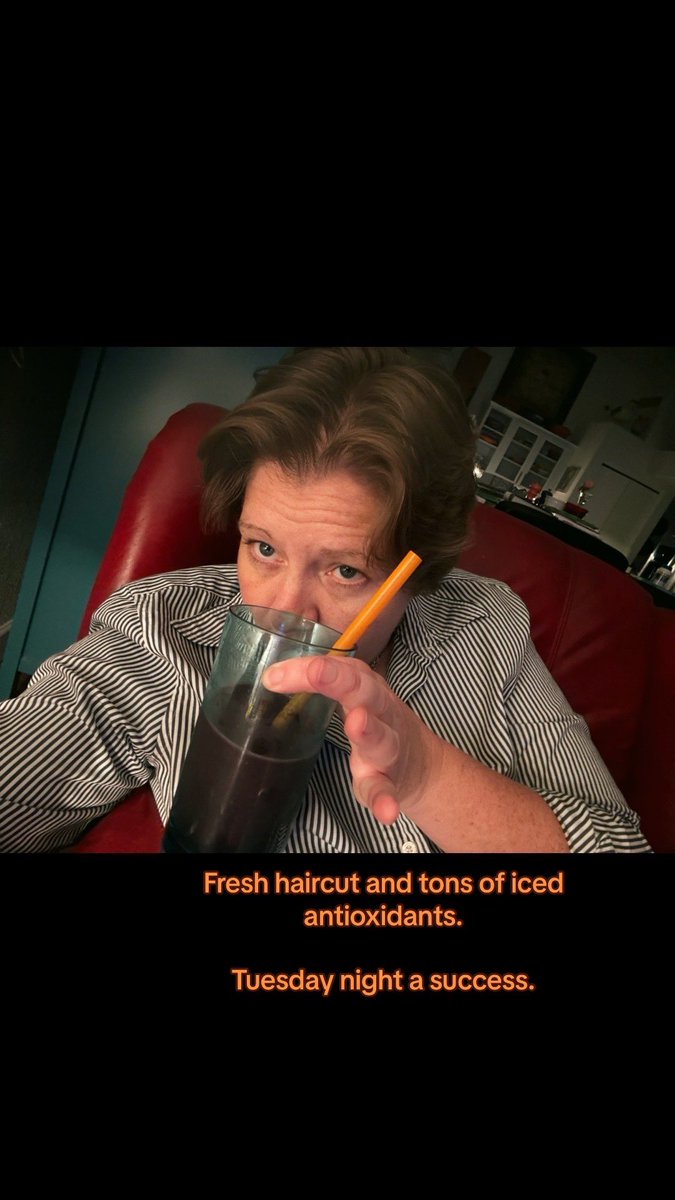 quesarahcooks's tweet image. #texturizing #is #key #strawberry #cherry #almond #milk #ice