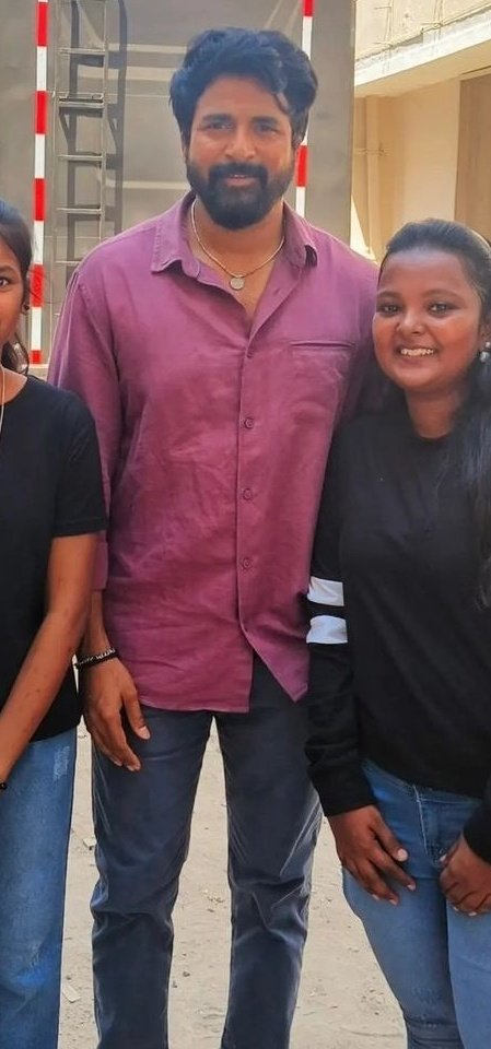Cinetrendssk's tweet photo. #SK23 sivakarthikeyan look 😎🔥 https://t.co/Ww3QpG2enZ