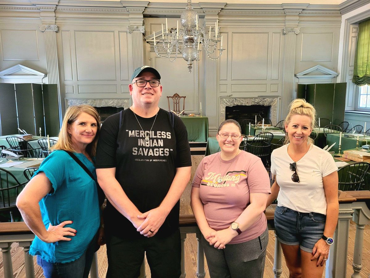 Mustang_EA's tweet photo. MEA members! You had 4 representatives attend the NEA RA to be your voice at the national level. From left to right in the first picture, we have Terri Story (President), Mark Webb (Vice President), Megan Crews (Communication Chair), and Kristina Dunn (South Middle Building Rep) https://t.co/SZaJ32oAYd