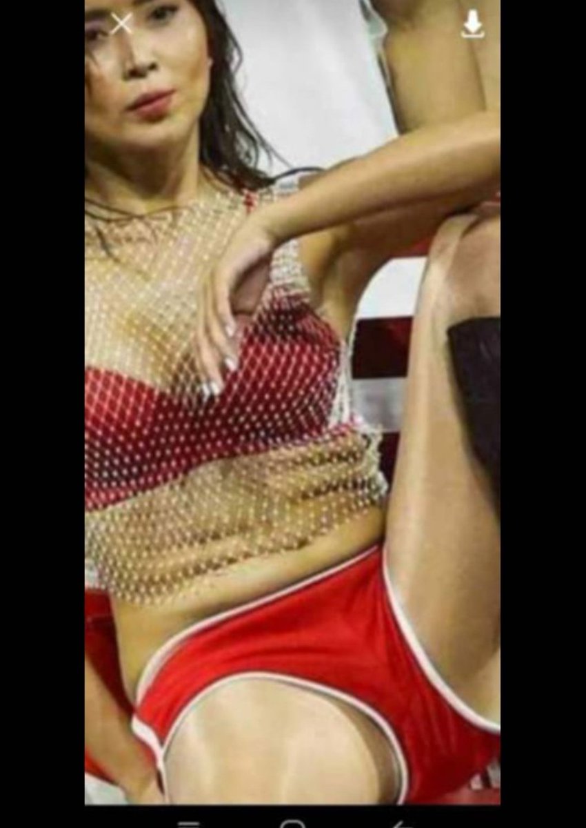 marianne2207's tweet photo. @CatKath143 @_djefp @Djpgodness BAKA ETO YUNG JUTS 🐸. NAGING LAYER NA YUNG ABS. 🤭 🤪🤪🤣🤣🤣 https://t.co/39vdoUEQn3