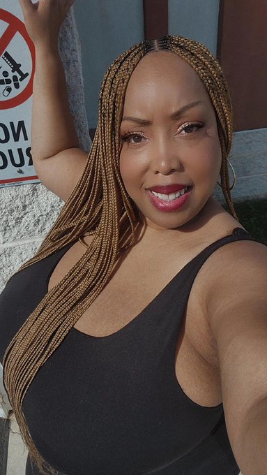 I will be in New York Thursday Friday and Saturday book now  Msdeja2000@yahoo.com https://t.co/qOvGK