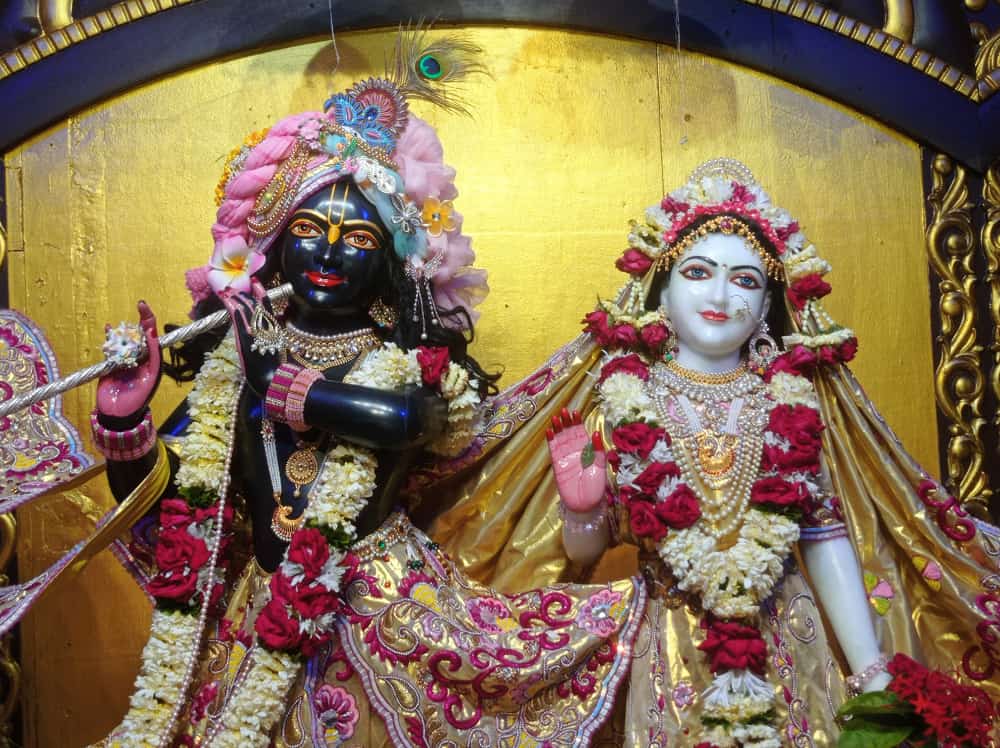 IskconAmravati's tweet photo. ━❀꧁𝐻𝑎𝑟𝑒 𝐾𝑟𝑖𝑠ℎ𝑛𝑎꧂❀━

     🙏🏽 Sringar Aarti Darshan 📿
   🌷Sri Sri Rukmini Dwarkadhish || ISKCON Amravati🌷

  ━❀꧁10/07/2024 ꧂❀━

#ISKCON #iskconamravati #ISKCONMoscow #harekrishna #Krishna #KrishnaGyan #Radheshyam #Rain #Maharashtra #RainySeason #amravati https://t.co/EUKsox9eeM