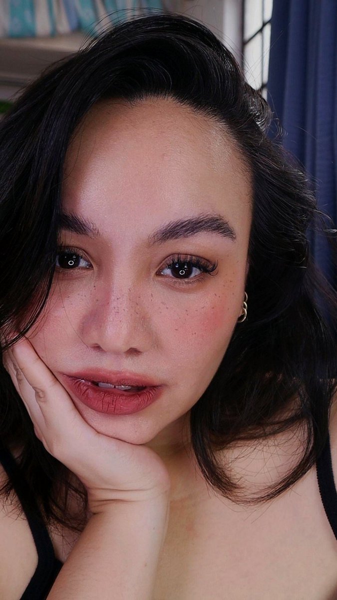 Hello Twittybirds! You still alive? 💙