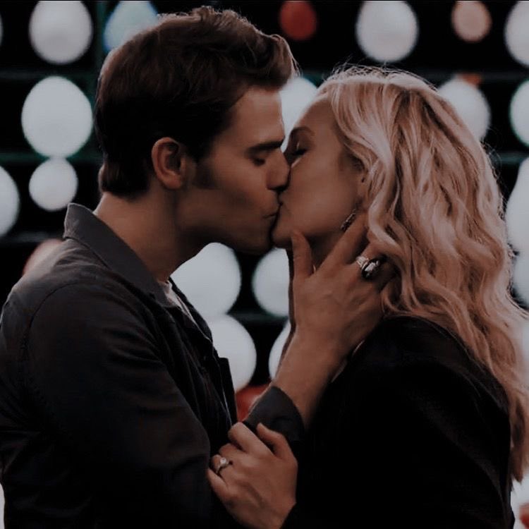 steroklayley's tweet photo. post your top two ships, I’ll start https://t.co/L4RDKGorvo