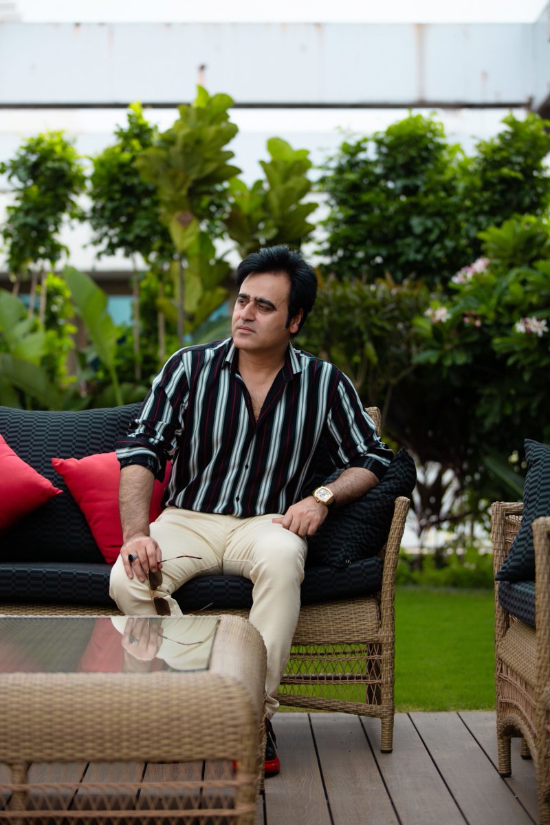 imsanjeevjuneja's tweet photo. Believe in your infinite potential. Your only limitations are those you set upon yourself.
.
.
.
.
.
#believe #InfinitePotential #BelieveInYourself #SelfEmpowerment #SelfBelief #brandmachine #sanjeevjuneja #indianentrepreneur #divisaherbals https://t.co/t7AdRr46HG