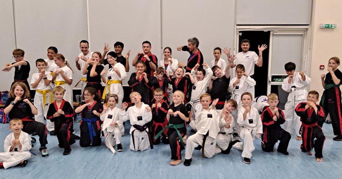 Looking for a new hobby for your children?
Want to get them away from screens?
Get them up and active?
Give them something goal driven that helps them grow?

Get in touch to book your FREE trial!