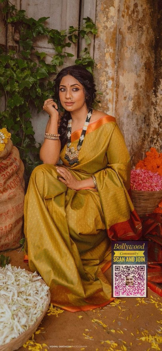 govtjobsalert26's tweet photo. 🛑 #NavyaNairThread  
🛑 #MollywoodThread 

#Mollywood beautiful #Actress #NavyaNair New Photos https://t.co/vTcpOToEP6