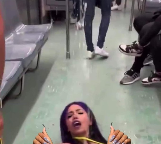 We stan @mujerlunabella in this profile 💦 💯 https://t.co/BhnnZ95GA4<a class="tags" href="/tag/mujerlunabella">@mujerlunabella</a>