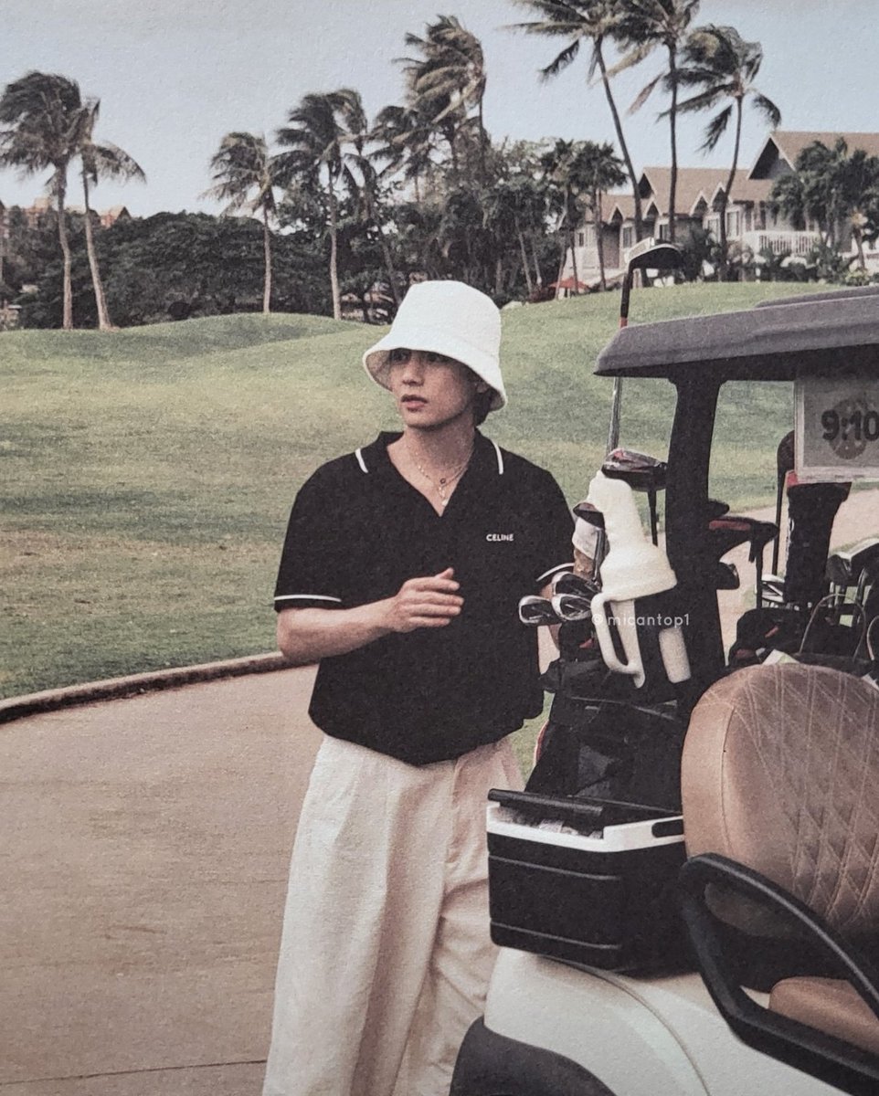mybwits's tweet photo. Golf Prodigy Taehyung https://t.co/C4SKEhC1Fc