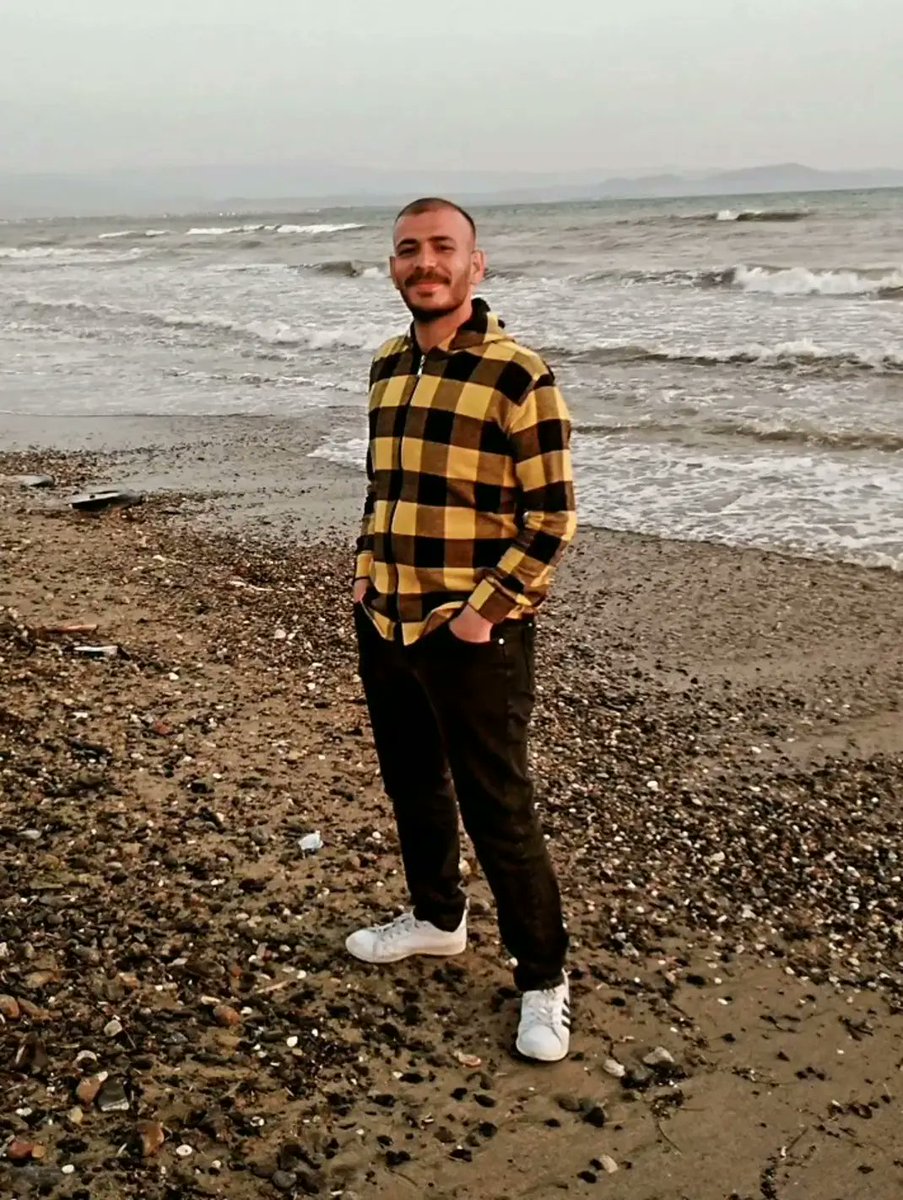 UmutAtik01's tweet photo. KORKULARIN BİZE KEYİF.. https://t.co/PEKSWK6vXd