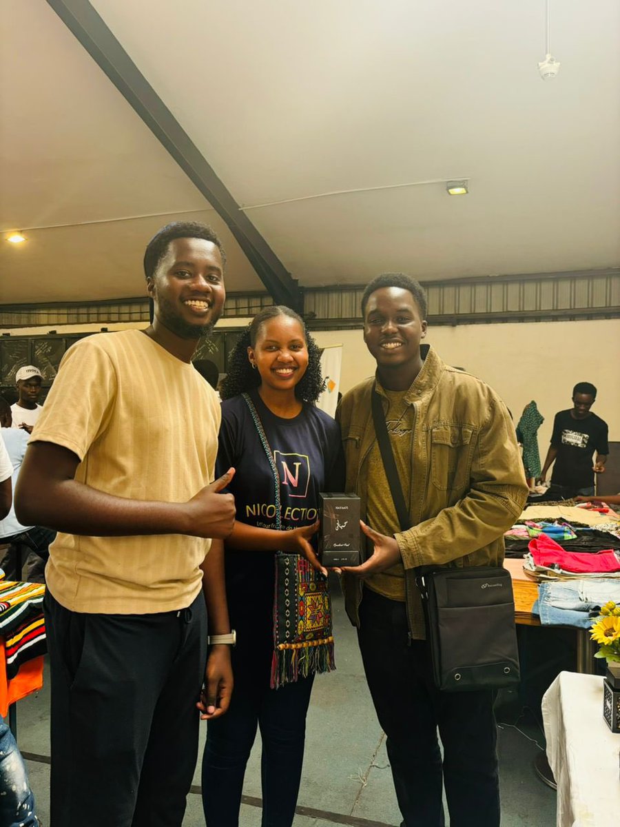 Nicollection16's tweet photo. All smiles at the @Tubayomarketday ❤️.

Thank you for coming through.

Till next time 🫡 https://t.co/rzblnsrFV6