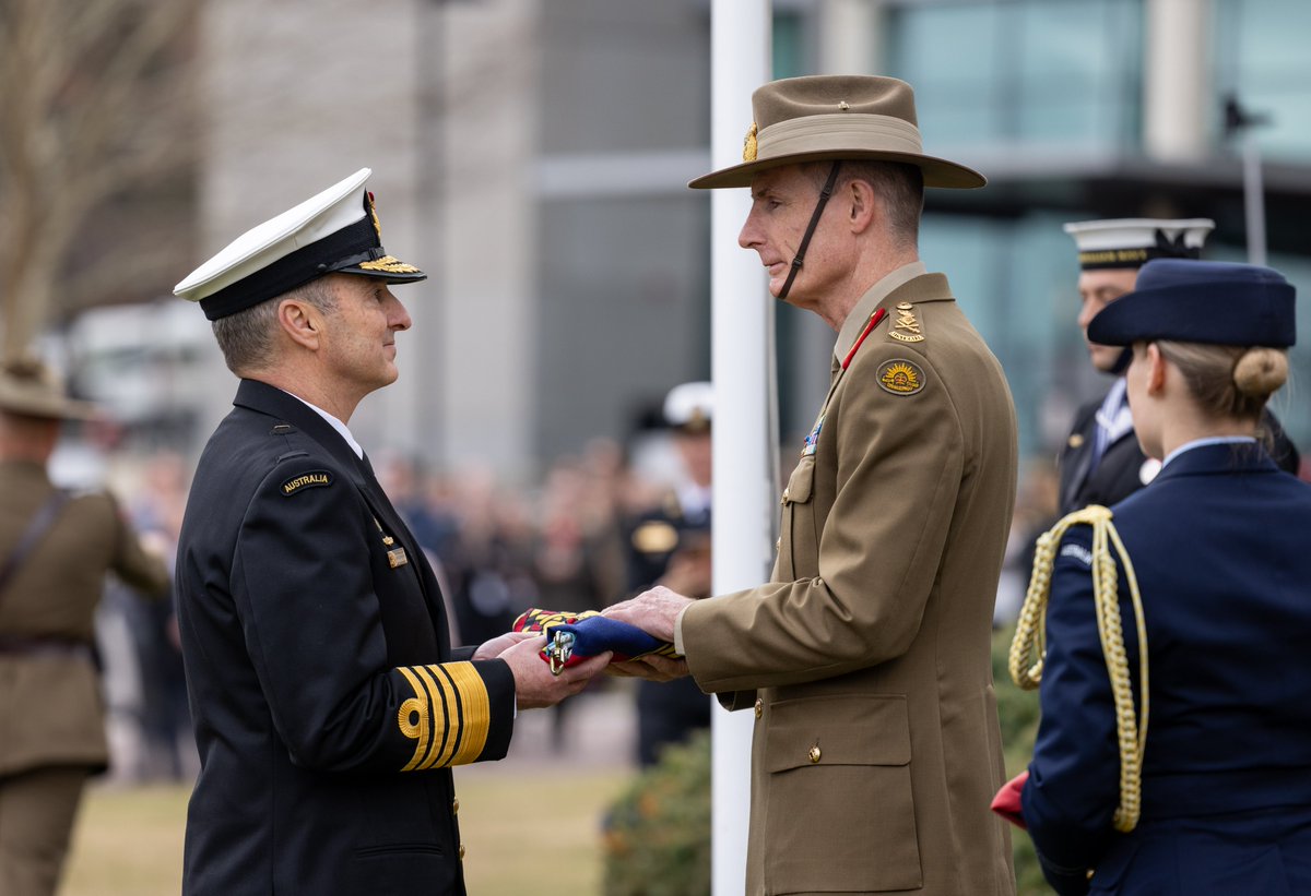 CJC_ADF's tweet photo. Honoured to watch history as we welcome ADML David Johnston on his appointment @CDF_Aust.

I sincerely thank GEN Angus Campbell for his unrelenting advocacy and leadership in driving change across #YourADF https://t.co/7yDBuKfrdu