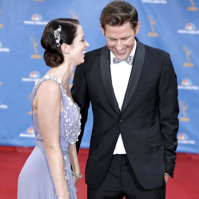 boomboomblunt's tweet image. 14 years ❤️
Some things never change 👩❤️👨
Happy Anniversary to our favorite couple, Emily Blunt and John Krasinski! 🫶🏻🫶🏻🫶🏻