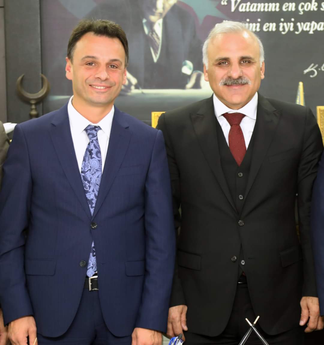 Ülkemizin yetiştirdiği önemli devlet adamlarından Sayın Murat Zorluoğlu’nu Diyarbakır Valisi olarak atanmış olmasından dolayı tebrik ediyor, görevinde muvaffakiyetler diliyorum.
Hayırlı olsun sayın valim.
<a href="/baskanzorluoglu/">X</a>